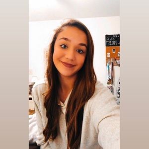 Meet your Posher, Stacey